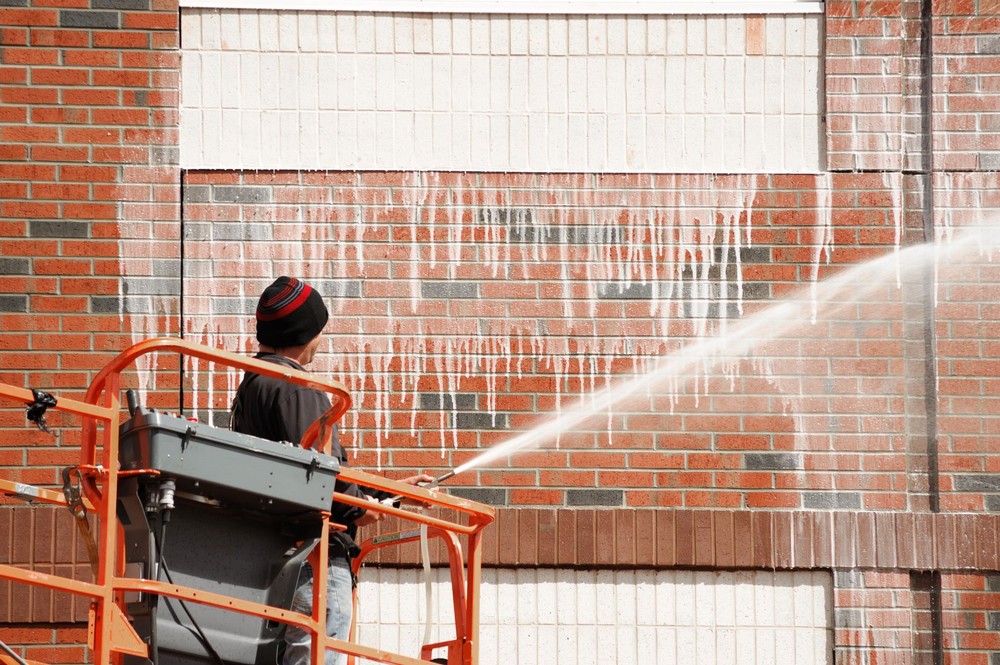 Why Choose Hoover Remover Pros for Your Home Exterior Cleaning in the Treasure Valley