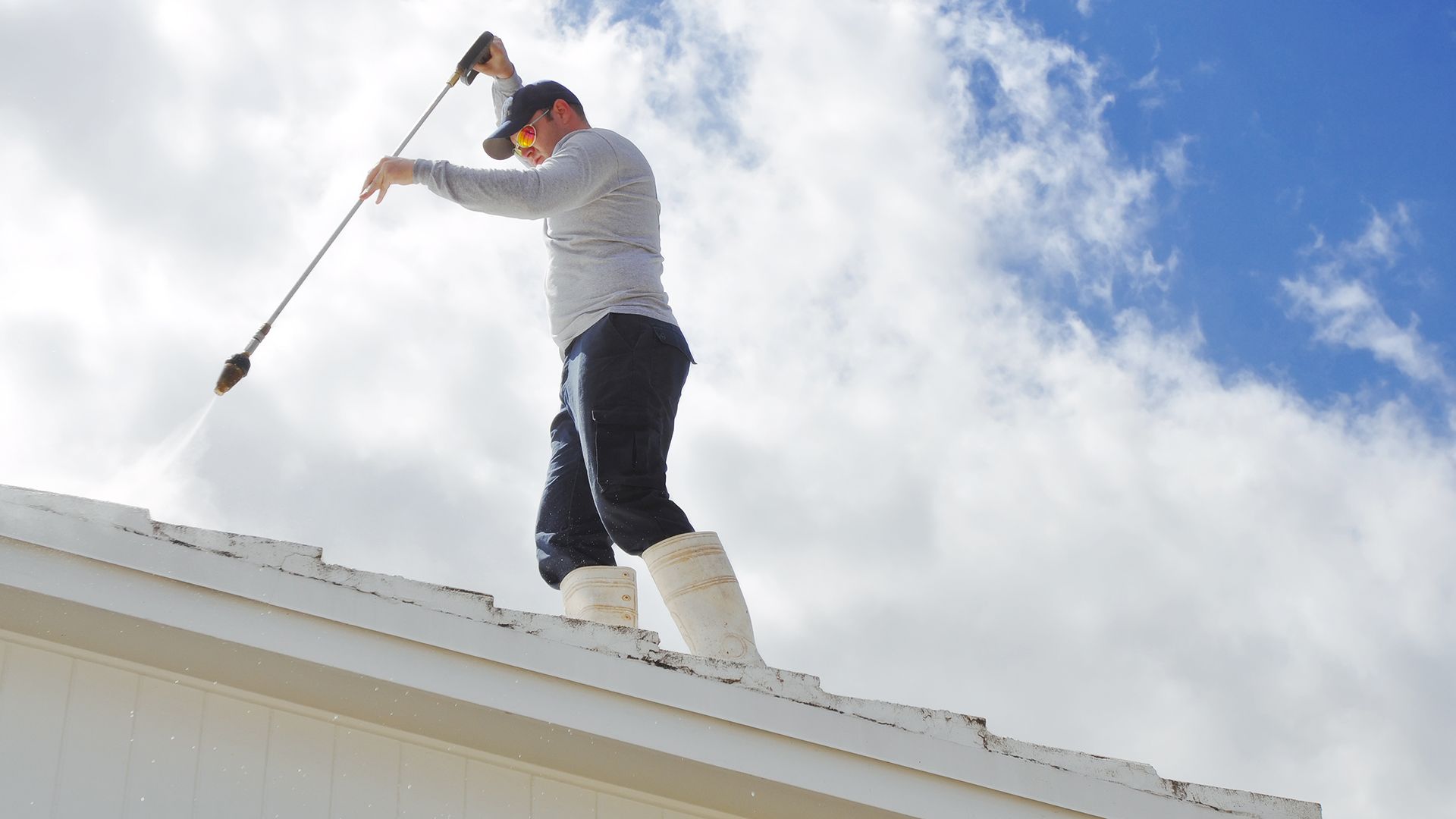 Roof Washing Service in Eagle | Expert Exterior Cleaning for Long-Lasting Roof Protection